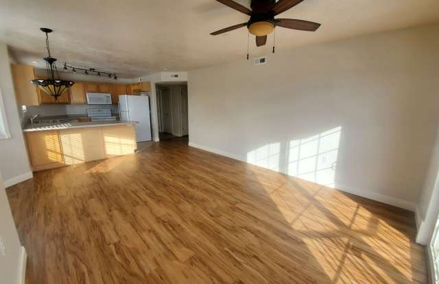 160 West Daybreak Lane #D-5 Gallery 2