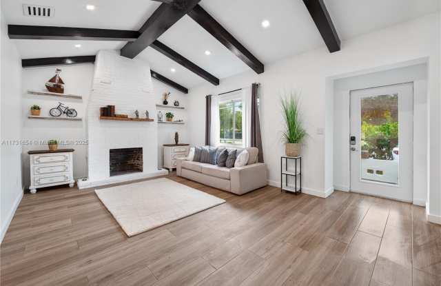 9816 N Miami Ave - 9816 North Miami Avenue, Miami Shores, FL 33150
