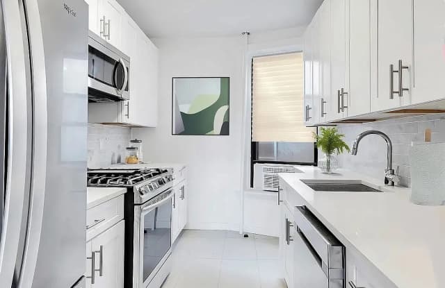 200 Prospect Park West 2R Gallery 3