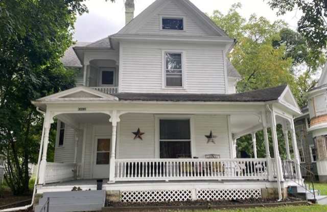1361/1363 Woodward Ave. photos photos