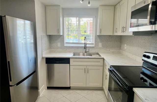 4550 OVERLOOK Drive NE Gallery 3