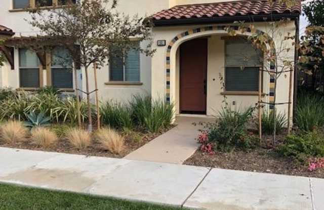 East Ventura - Available Soon: Spacious 4 bedroom Condo photos photos