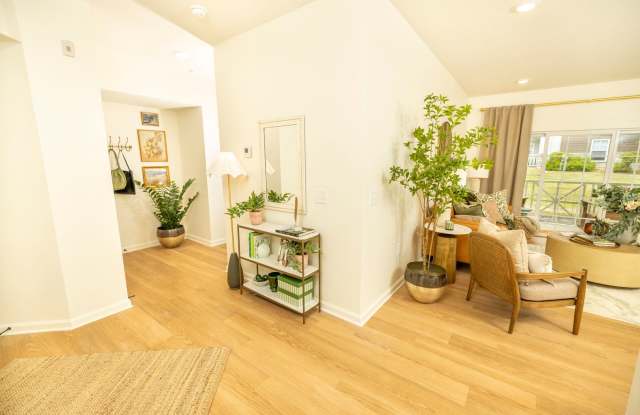 Beautiful 3 bed 3.5 bath Condo photos photos