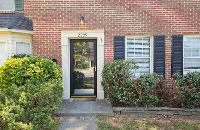 2 BED/2/5 BATH TOWNHOME Gallery 4