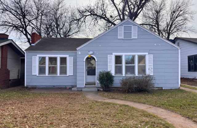 Charming 2 Bed 1 Bath In Floral Heights photos photos