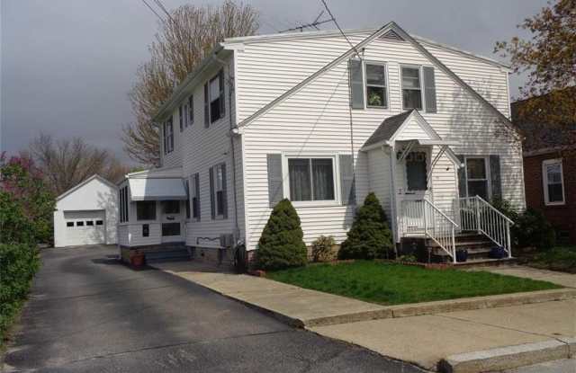 91 Kennedy Street unit: 2 photos photos