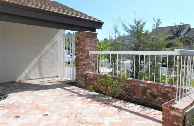 28081 Paseo Ventura Gallery 4