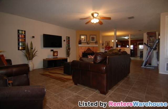 500 Oriel Cir Gallery 3