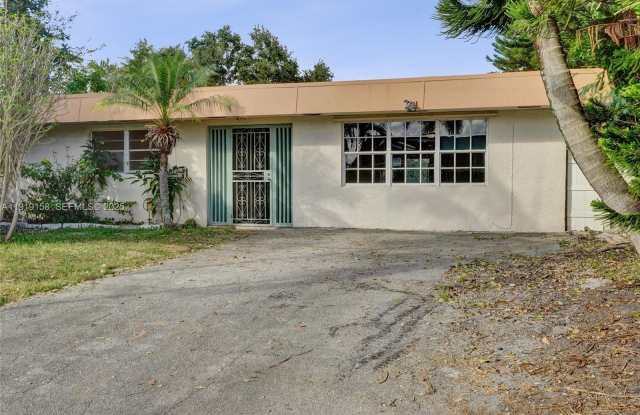 5551 SW 57th St photos photos