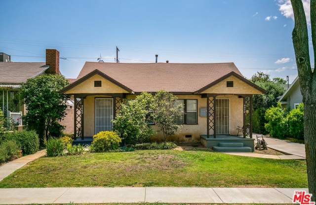 4560 PAULHAN Avenue Gallery 2