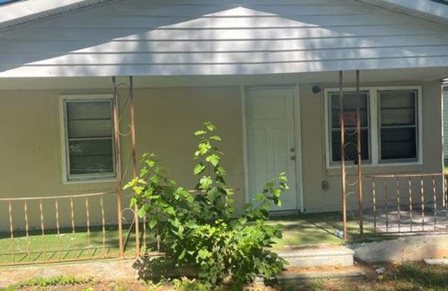 Home for Sale. Monthly Payments to Own! Amount per month never goes up.  Why pay rent when you can live like an owner immediately?  Casa para comprar por pagos mensuales photos photos