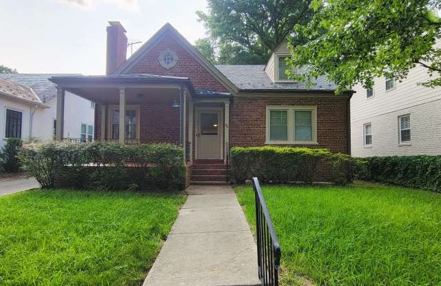 Remodeled brick bungalow with 1st floor living in highly desirable Stonewall Court Subdivision. photos photos