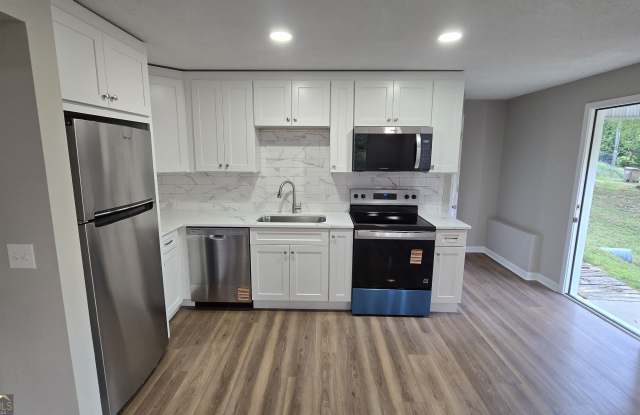 3025 Mangum Drive Gallery 2