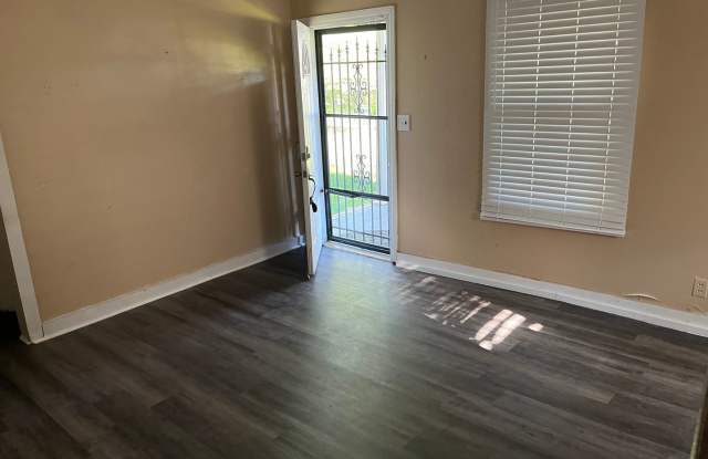 220 Liberty Property for lease Gallery 4
