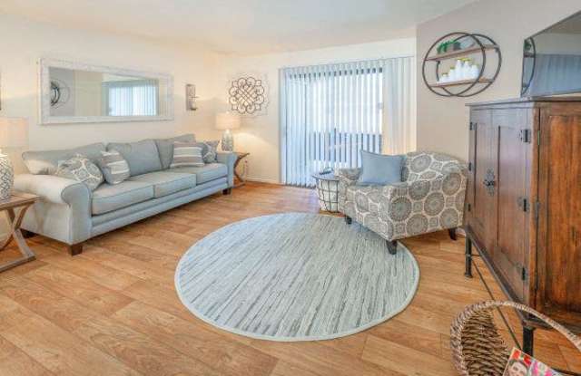 Ranchwood Gallery 3