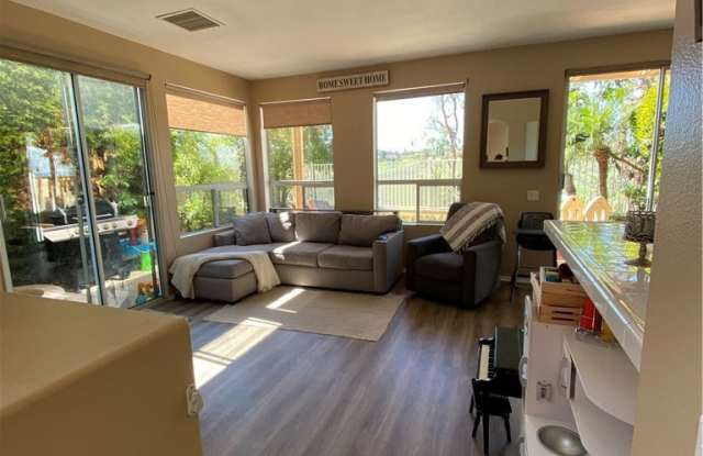 24588 Sunshine Drive Gallery 3