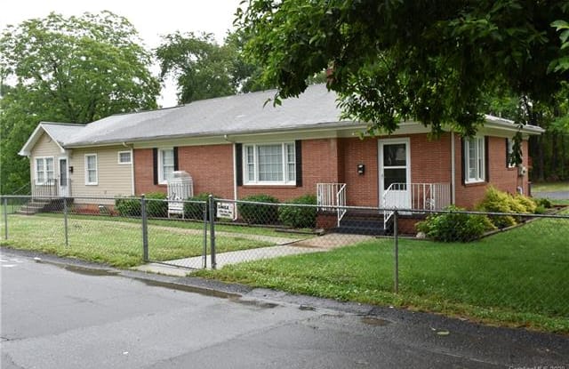 624 S Avon Street - 624 South Avon Street, Gastonia, NC 28054