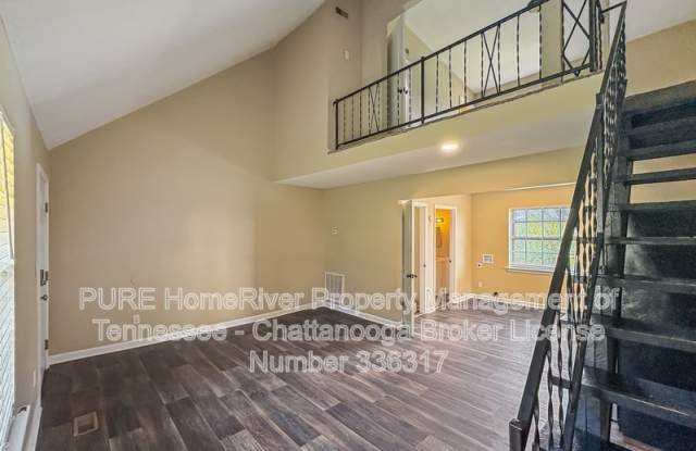 3245 Idlewild Dr Gallery 1