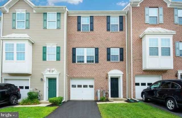 405 SIGNAL CT #33 photos photos