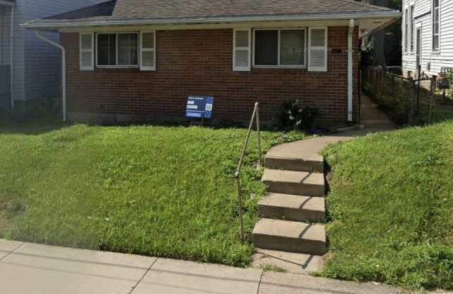 1132 Wyoming Street - 3 photos photos