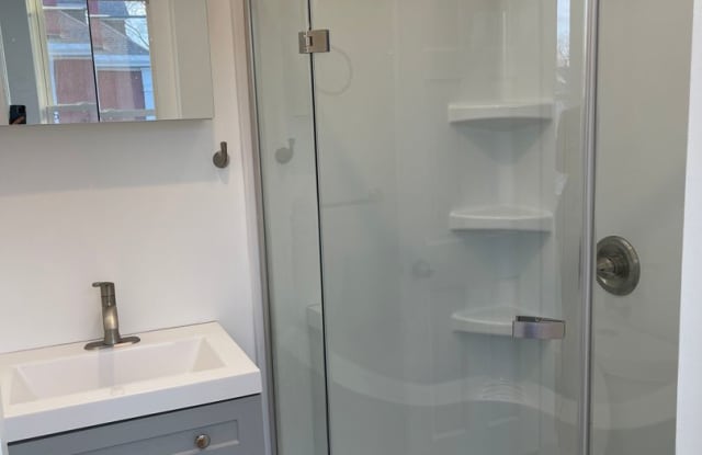 100 N Linden Ave 1-B1 photos photos