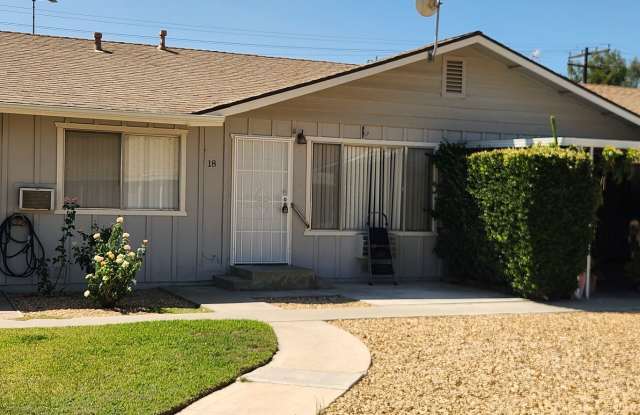 Beautifully Upgraded 2 Bedroom / 1 Bathroom Home Near the Lake – 55+ Community Gallery 1