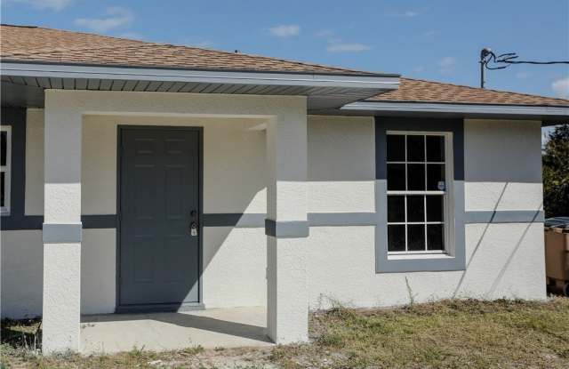 4614 25th Street SW photos photos