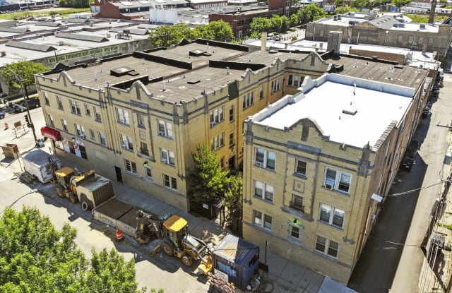 4500 West Fullerton Avenue - 4500 West Fullerton Avenue, Chicago, IL 60639