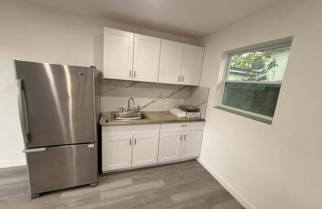 1838 McKinley Street - #4   (GARAGE STUDIO) photos photos