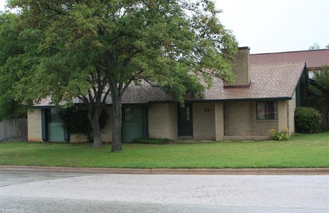710 Lakeview Cv - 710 Lakeview Cv, Round Rock, TX 78681