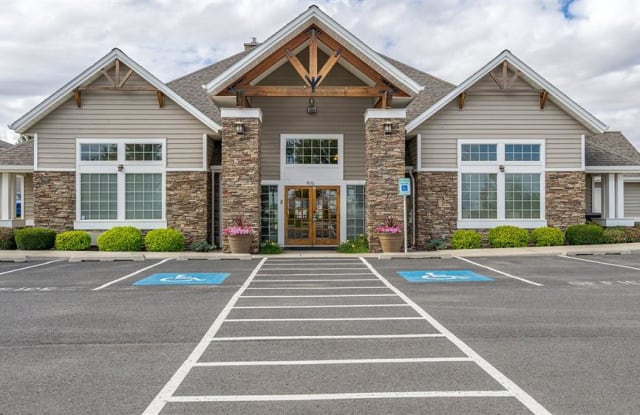 Deer Creek Apartments Gallery 4