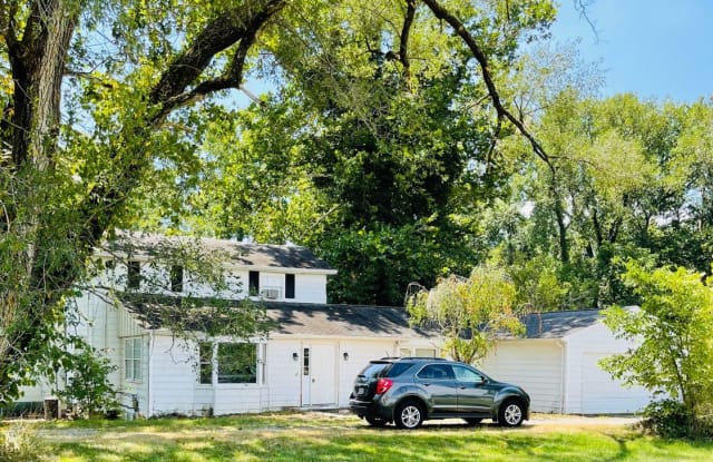 8997 Glendale Milford Road - 8997 Center Street, Remington, OH 45140