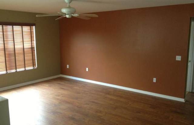 656 Red Pepper Loop Gallery 3