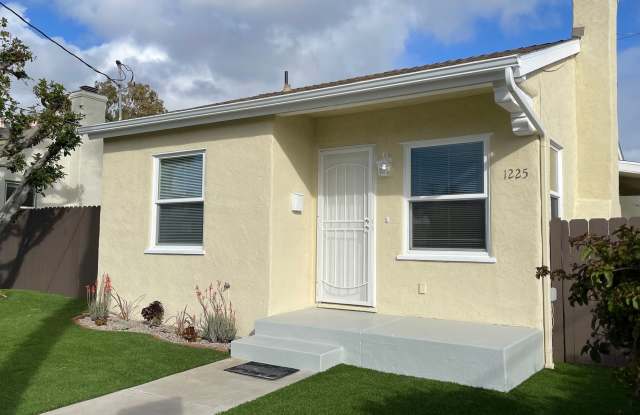 Charming 2BD/1BA Home in Morena with Large Yard, In-Unit Laundry & Detached Garage photos photos