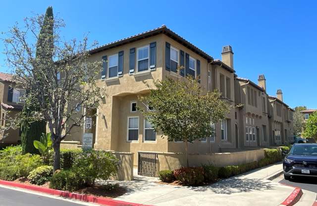 Newly Remodeled 4 Bedroom Townhome in Torrey Highlands - END UNIT photos photos Newly Remodeled 4 Bedroom Townhome in Torrey Highlands - END UNIT photos photos