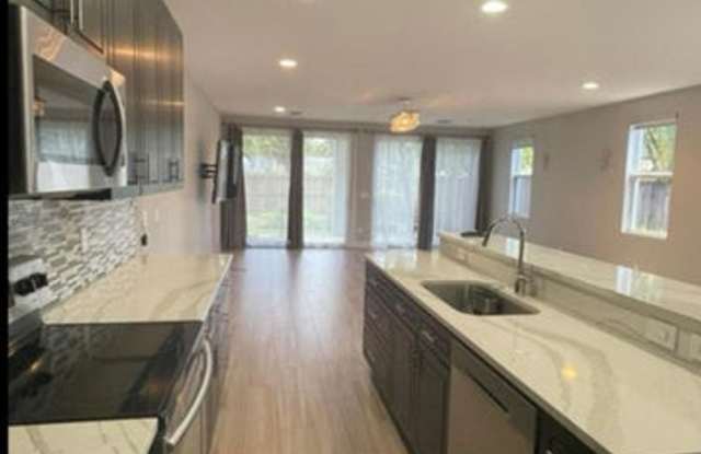619 SW 17 Street, Fort Lauderdale, FL 33315 photos photos