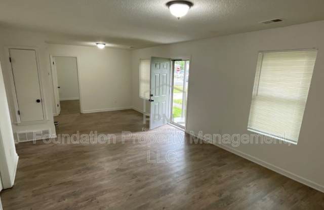 2605 Whitman Avenue Gallery 4