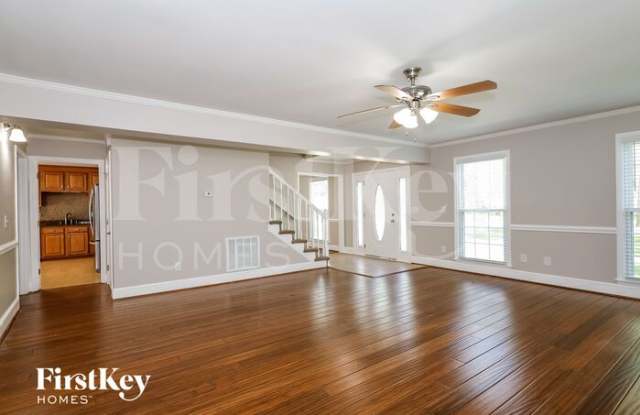 5319 Apple Blossom Court Gallery 4