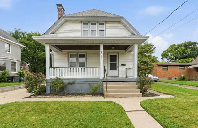 CHEVIOT: Charming 4 bed 2.5 bath 1 car detached garage photos photos