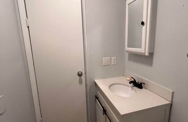 Home in South Lowndes County Gallery 1