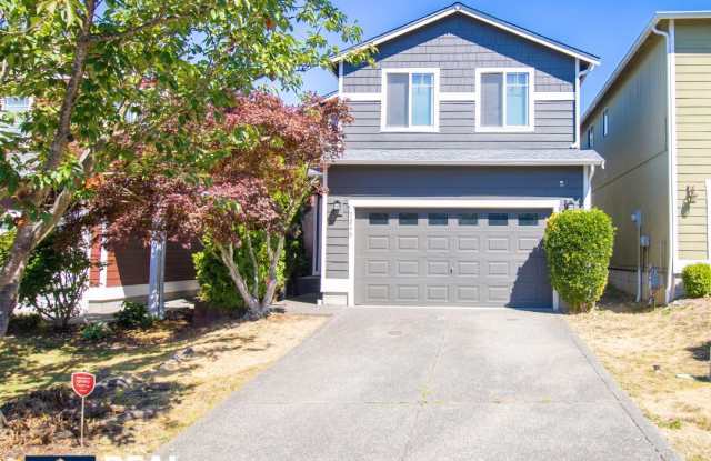 Great 3 Bedroom with 2 Car Garage + Fenced yard! photos photos