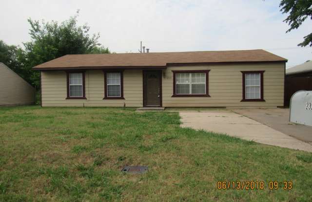 PETS NEGOTIABLE WITH OWNER APPROVAL!!! photos photos