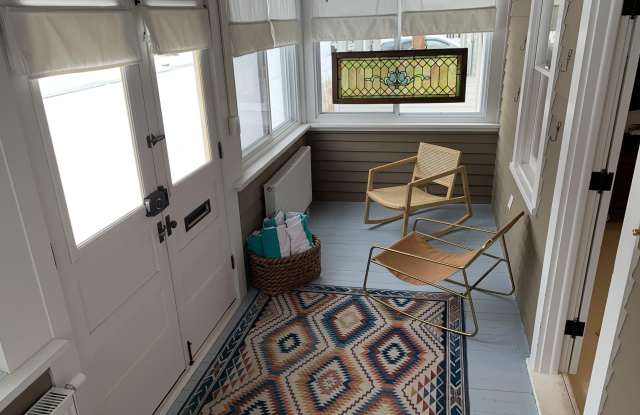 1836 Parkway Gallery 3