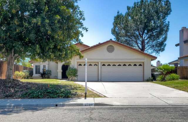 Escondido Beautiful Single Level Home w/3 Car and Solar photos photos