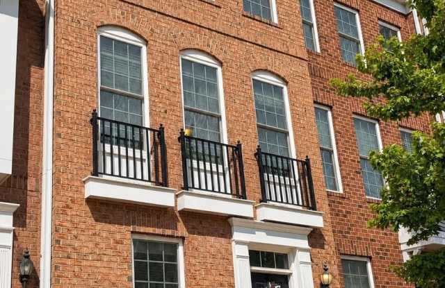 272 HIGH RAIL Terrace SE photos photos
