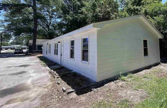 Beautifully Updated 2-Bedroom Home in West Columbia! Gallery 1