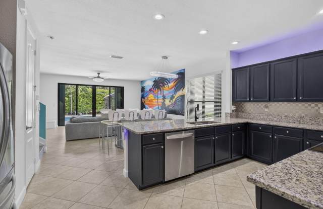 4577 WILLOW RUN Way Gallery 4