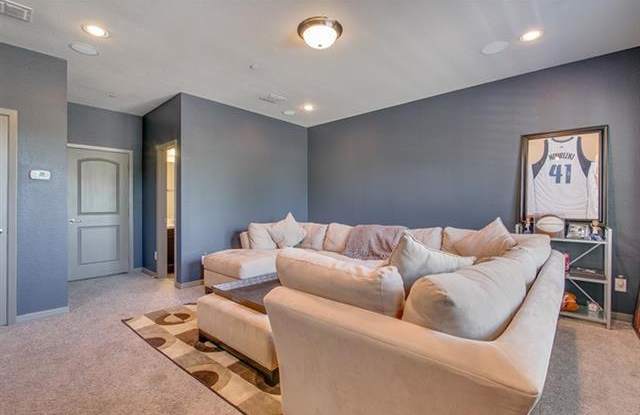 3922 Asbury Lane Gallery 4