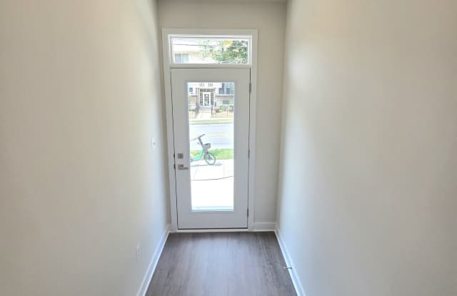 2644 Naylor Rd SE - 1 Gallery 4