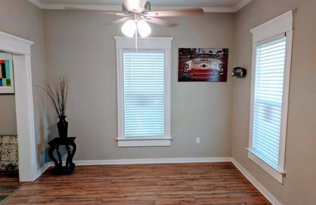 4929 Curzon Avenue Gallery 3